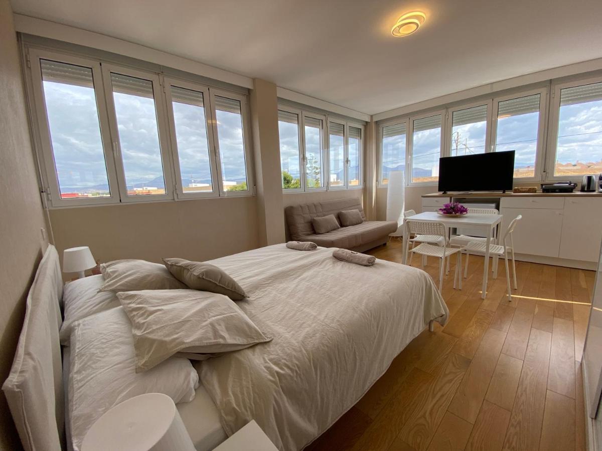 Attic With Great Terrace Close To The Sea Lägenhet El Campello Exteriör bild